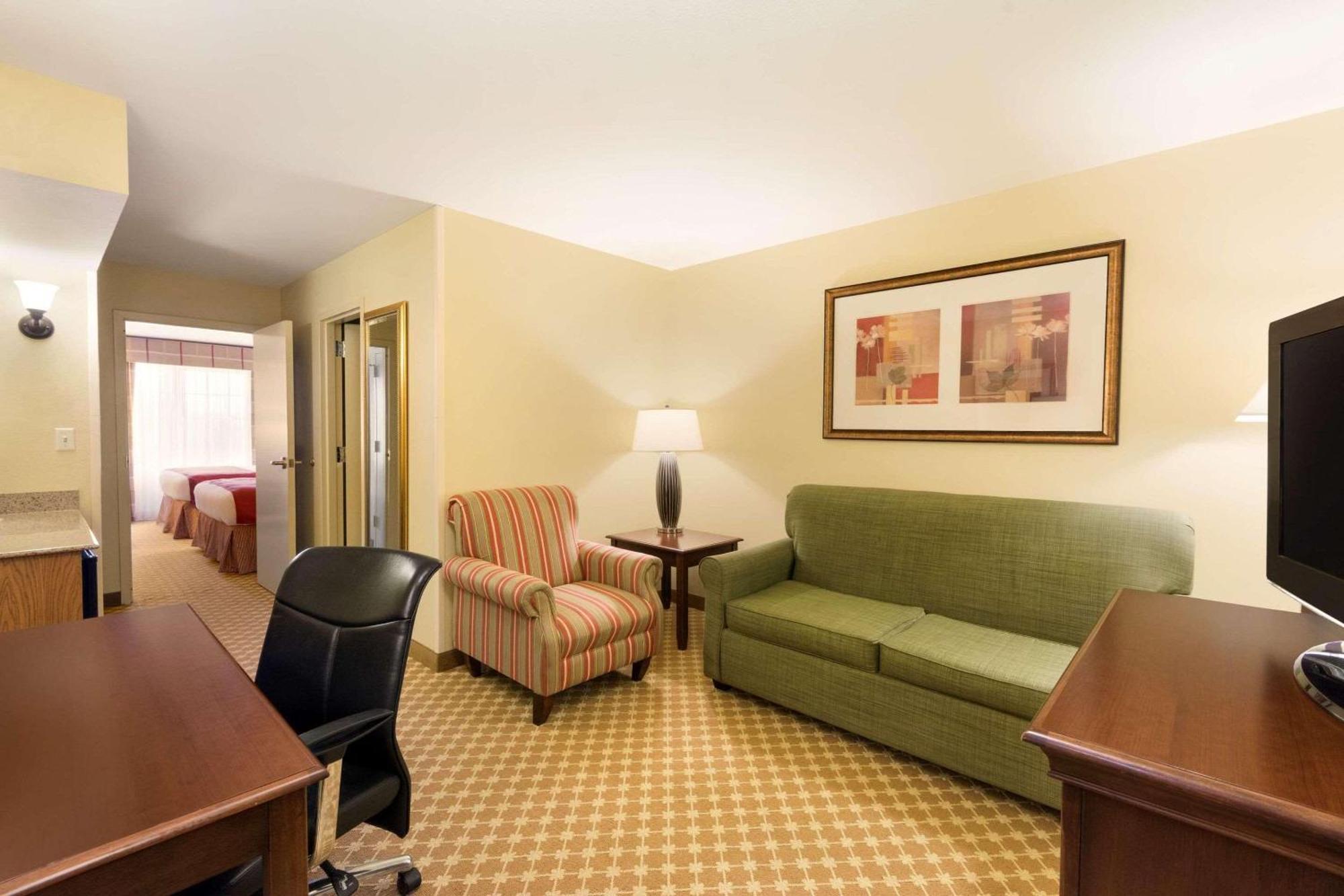 Country Inn & Suites By Radisson, Covington, La Exteriör bild